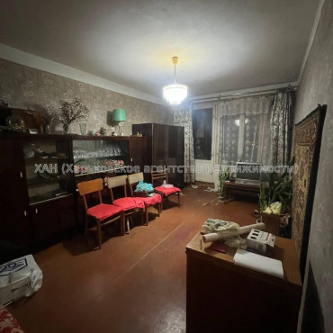 Продам квартиру, Гвардейцев Широнинцев ул. , 1  ком., 33 м², советский ремонт 