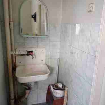 Продам квартиру, Переездная ул. , 1 кім., 12 м², косметический ремонт 