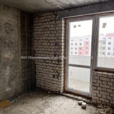 Продам квартиру, Мира ул. , 2  ком., 56 м², без внутренних работ 
