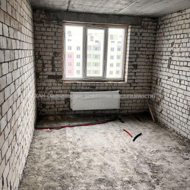 Продам квартиру, Мира ул. , 2  ком., 56 м², без внутренних работ 