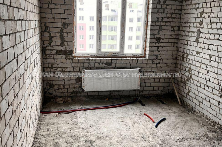 Продам квартиру, Мира ул. , 2  ком., 56 м², без внутренних работ 