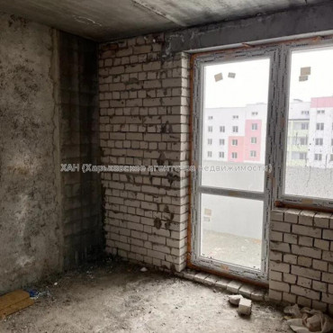 Продам квартиру, Мира ул. , 2  ком., 56 м², без внутренних работ 