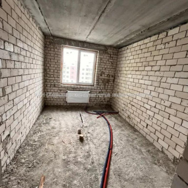 Продам квартиру, Мира ул. , 2  ком., 56 м², без внутренних работ 