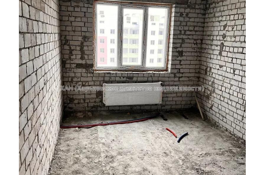Продам квартиру, Мира ул. , 2  ком., 56 м², без внутренних работ 