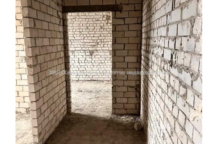 Продам квартиру, Мира ул. , 2  ком., 56 м², без внутренних работ 