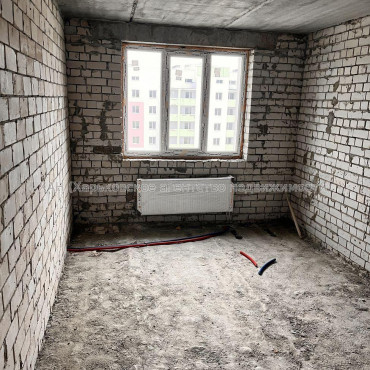 Продам квартиру, Мира ул. , 2  ком., 56 м², без внутренних работ 