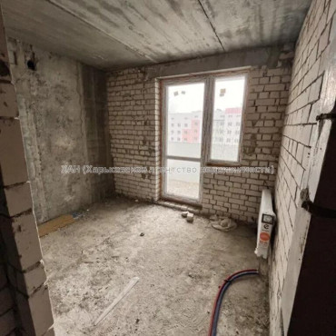 Продам квартиру, Мира ул. , 2  ком., 56 м², без внутренних работ 