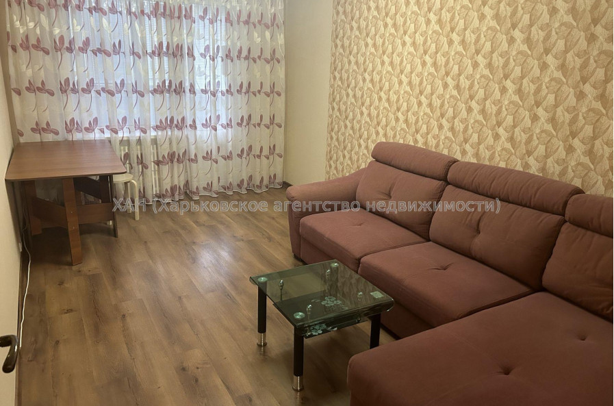 Продам квартиру, Академика Павлова ул. , 3  ком., 68 м², капитальный ремонт 