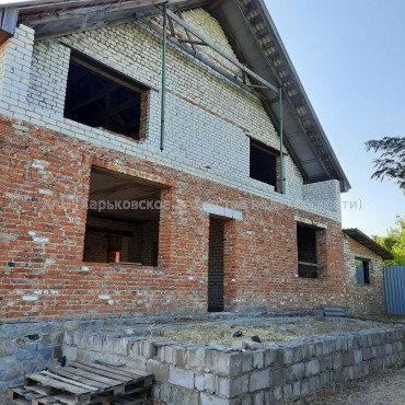 Продам дом, 200 м², 15 сот.