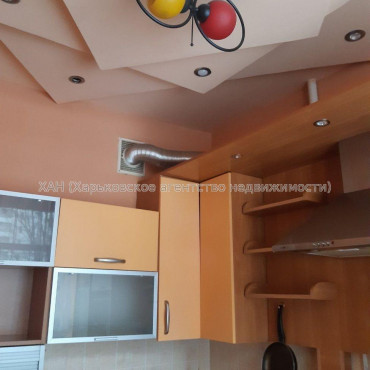 Продам квартиру, Павловская площ. , 2  ком., 54 м², капитальный ремонт 