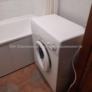 Продам квартиру, Павловская площ. , 2  ком., 54 м², капитальный ремонт 