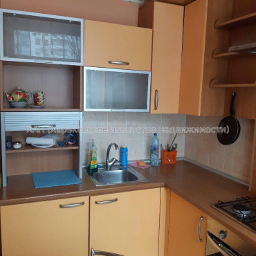 Продам квартиру, Павловская площ. , 2  ком., 54 м², капитальный ремонт 