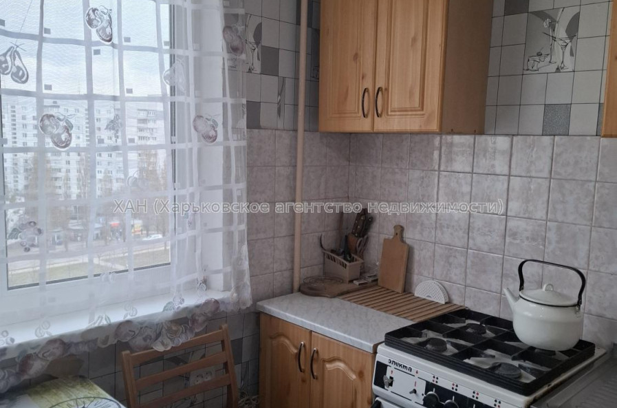 Сдам квартиру, Победы просп. , 66В , 2  ком., 46 м², советский ремонт 