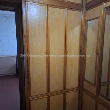 Сдам квартиру, Победы просп. , 66В , 2  ком., 46 м², советский ремонт 