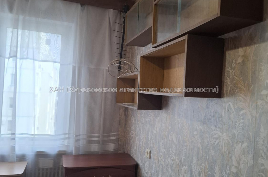 Сдам квартиру, Победы просп. , 66В , 2  ком., 46 м², советский ремонт 