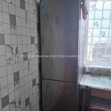 Сдам квартиру, Победы просп. , 66В , 2  ком., 46 м², советский ремонт 