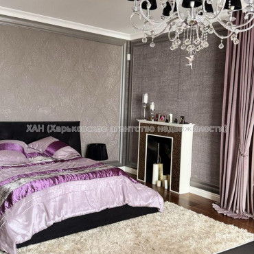 Продам квартиру, Науки просп. , 2 кім., 134 м², авторский дизайн 