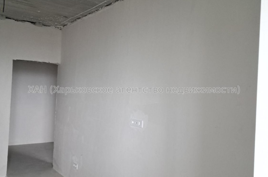 Продам квартиру, Холодногорская ул. , 2  ком., 72 м², без внутренних работ 