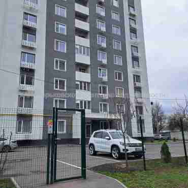 Продам квартиру, Холодногорская ул. , 2  ком., 72 м², без внутренних работ 