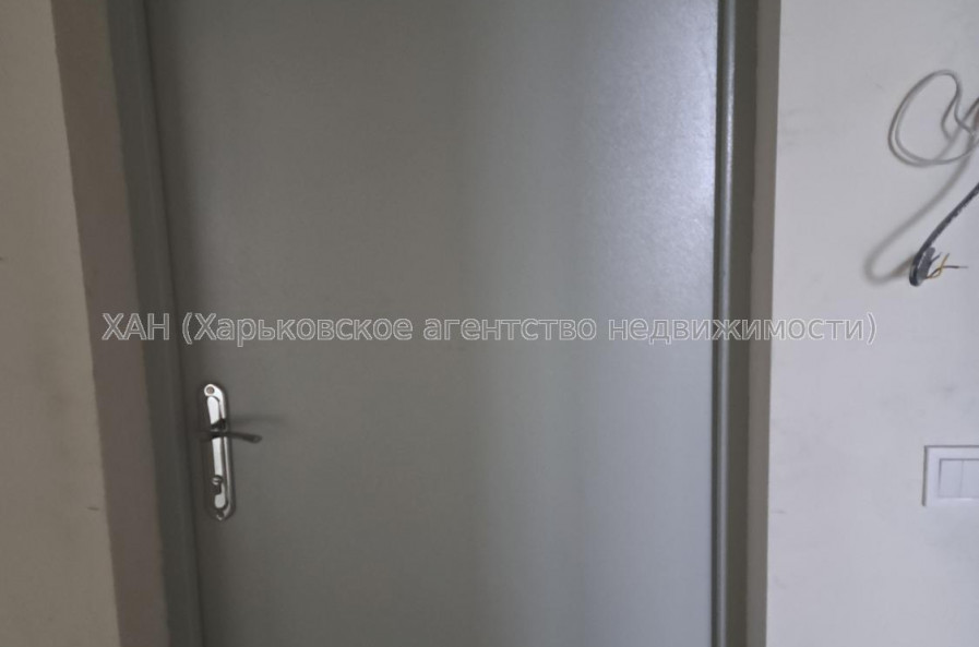 Продам квартиру, Холодногорская ул. , 2  ком., 72 м², без внутренних работ 