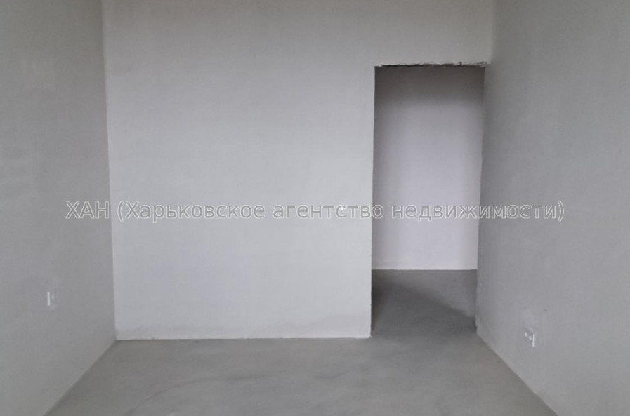Продам квартиру, Холодногорская ул. , 2  ком., 72 м², без внутренних работ 