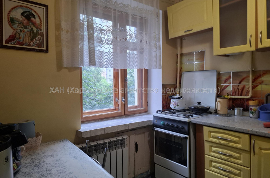 Продам квартиру, Аэрокосмический пр. , 2  ком., 46.50 м², косметический ремонт 