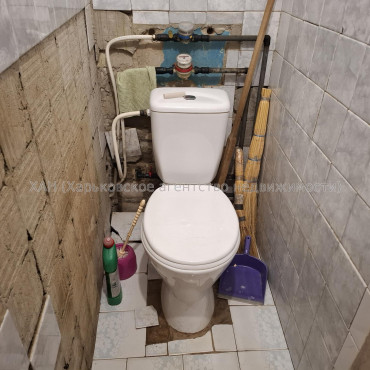 Продам квартиру, Аэрокосмический пр. , 2 кім., 46.50 м², косметический ремонт 