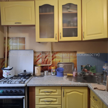 Продам квартиру, Аэрокосмический пр. , 2 кім., 46.50 м², косметический ремонт 
