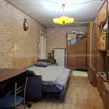 Продам квартиру, Аэрокосмический пр. , 2 кім., 46.50 м², косметический ремонт 