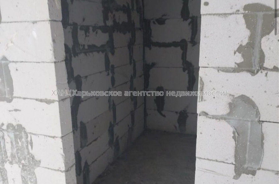Продам квартиру, Зерновая ул. , 1 кім., 38.30 м², без внутренних работ 