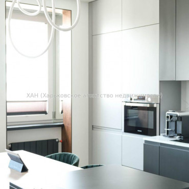 Продам квартиру, Профессорская ул. , 12 , 1 кім., 75 м², авторский дизайн 