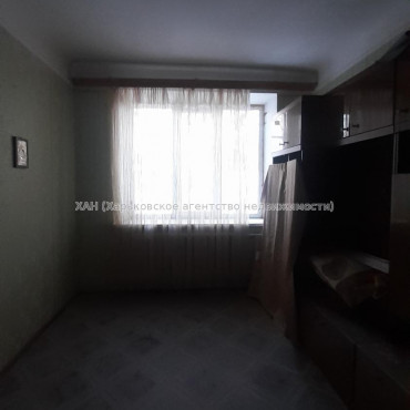 Продам квартиру, Академиков Ахиезеров ул. , 2  ком., 49.50 м², косметический ремонт 