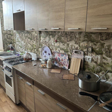 Продам квартиру, Академиков Ахиезеров ул. , 2  ком., 49.50 м², косметический ремонт 