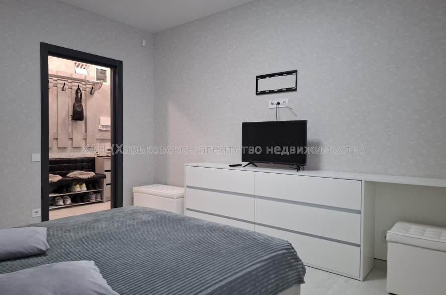 Продам квартиру, Мира ул. , 2 кім., 57.80 м², евроремонт 