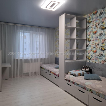 Продам квартиру, Мира ул. , 2 кім., 57.80 м², евроремонт 