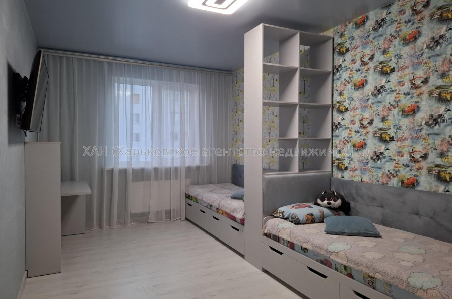 Продам квартиру, Мира ул. , 2 кім., 57.80 м², евроремонт 