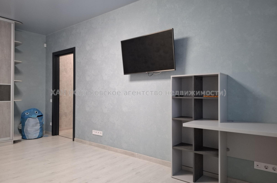 Продам квартиру, Мира ул. , 2 кім., 57.80 м², евроремонт 