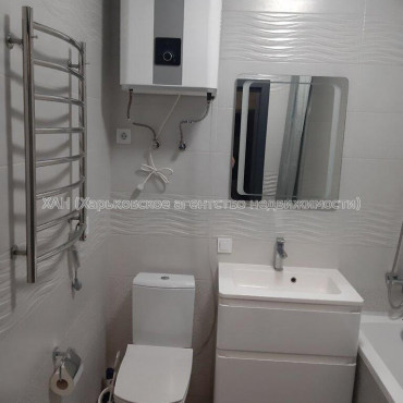 Продам квартиру, Мира ул. , 2 кім., 60 м², евроремонт 