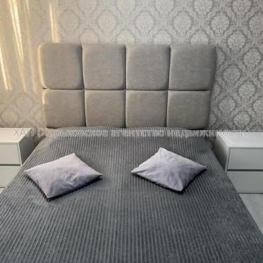 Продам квартиру, Мира ул. , 2 кім., 60 м², евроремонт 