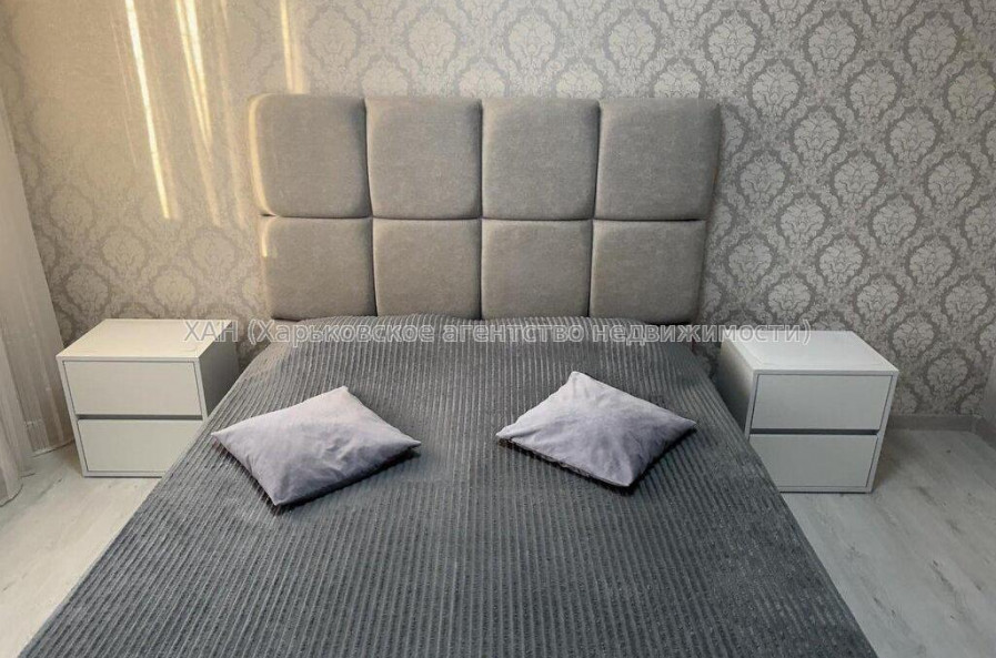 Продам квартиру, Мира ул. , 2 кім., 60 м², евроремонт 