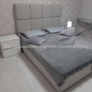 Продам квартиру, Мира ул. , 2 кім., 60 м², евроремонт 