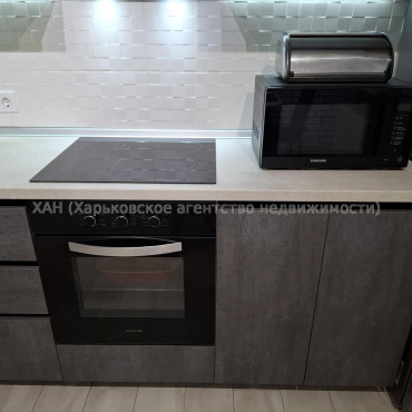 Продам квартиру, Мира ул. , 2 кім., 57.80 м², евроремонт 