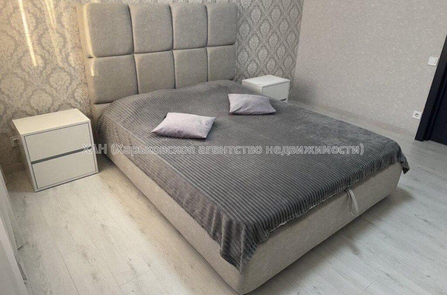 Продам квартиру, Мира ул. , 2 кім., 60 м², евроремонт 