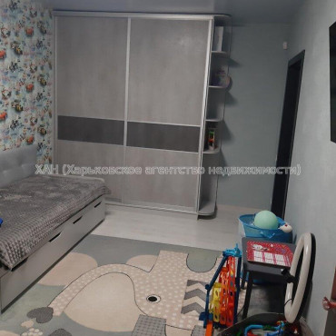 Продам квартиру, Мира ул. , 2 кім., 60 м², евроремонт 