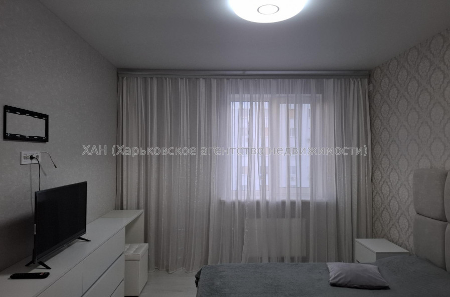 Продам квартиру, Мира ул. , 2 кім., 57.80 м², евроремонт 