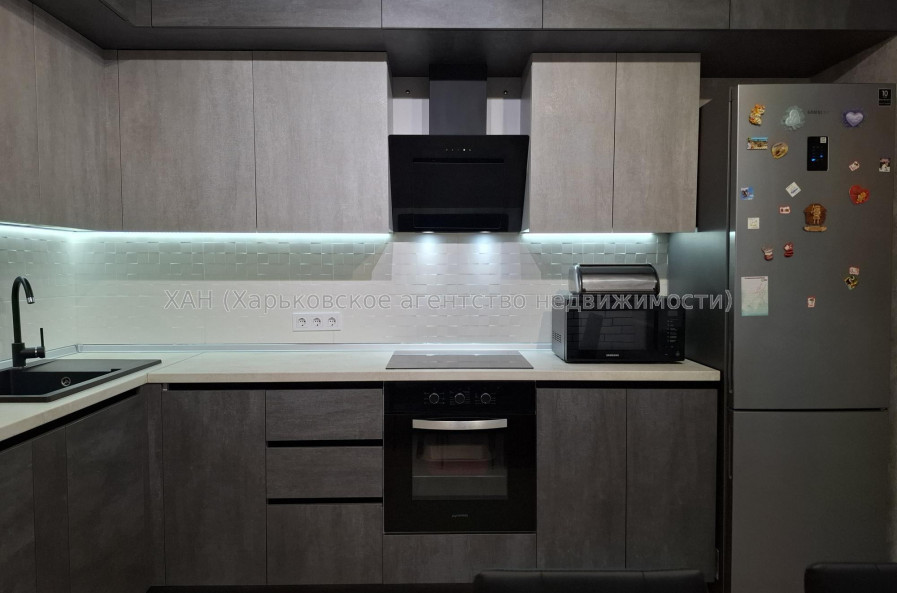Продам квартиру, Мира ул. , 2 кім., 57.80 м², евроремонт 