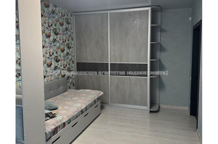 Продам квартиру, Мира ул. , 2 кім., 60 м², евроремонт 