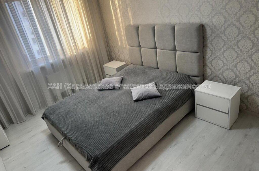 Продам квартиру, Мира ул. , 2 кім., 60 м², евроремонт 