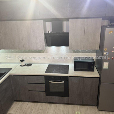 Продам квартиру, Мира ул. , 2 кім., 60 м², евроремонт 