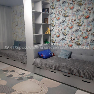 Продам квартиру, Мира ул. , 2 кім., 60 м², евроремонт 